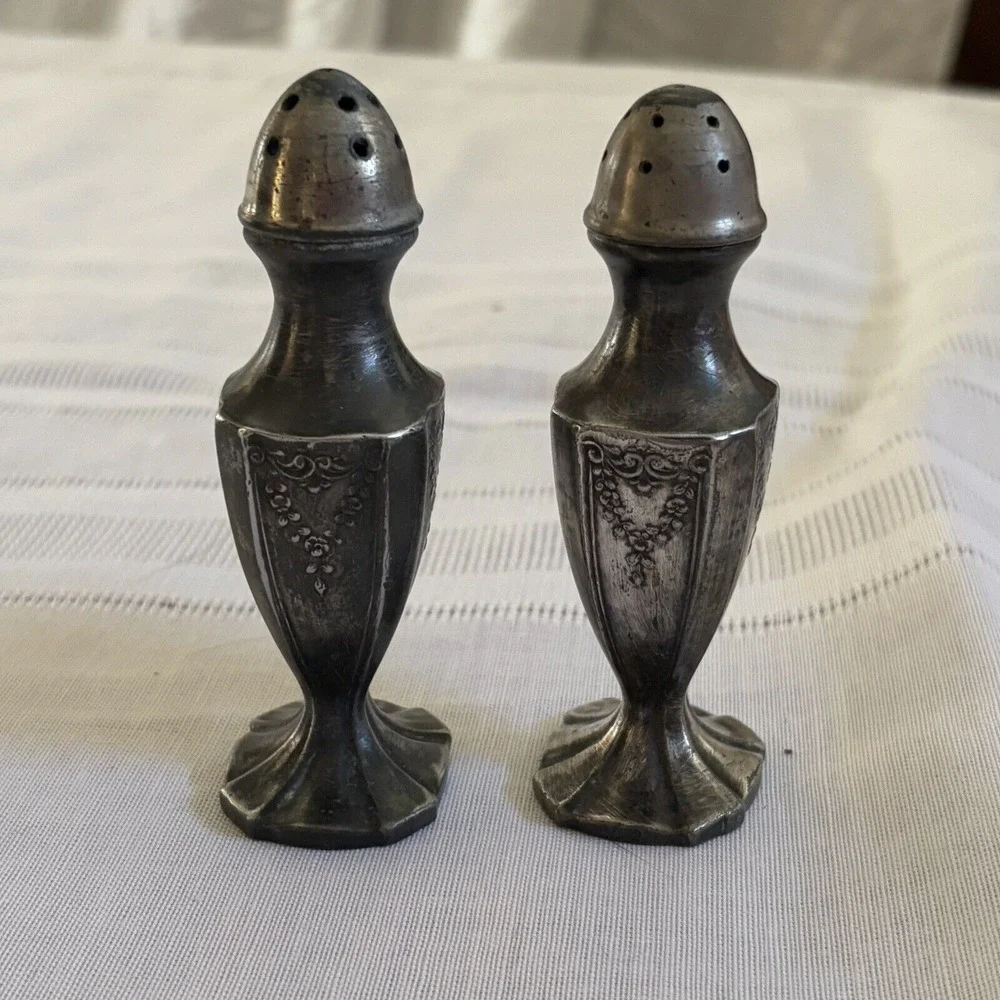 VTG Astor Salt Pepper Shaker Set By Poole‎ Silver Plate On Pewter Art Nouveau